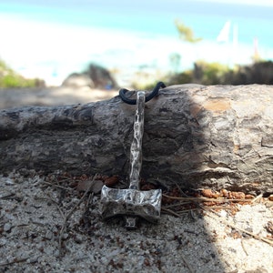 Hammer pendant jewelry and keychain,Hammer vintage hammered jewelry,Thor hammer vintage,Mjolnir hammered necklace,Forged Hammer jewelry