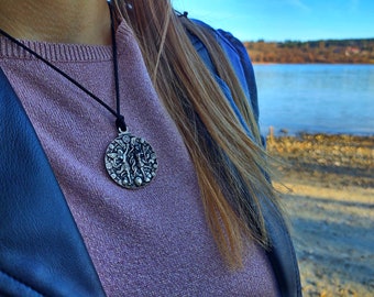 Gemini The Twins Zodiac sign necklace,Astrology horoscope gemini sign,Mercury glyph necklace,Star sign Gemini zodiac pendant,unisex Gemini