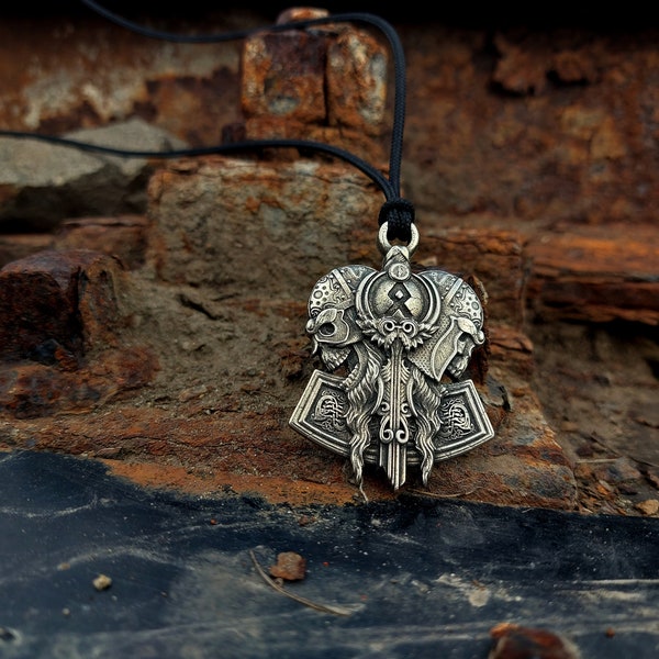 Mjölnir Thor's hammer with Viking skulls and Othala,Odal rune pendant,Norse mythology jewelry,Elder Futhark rune othala,thunder god Thor