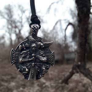 Warrior Viking Odin pendant,Raven Spirit Crow Bird Viking Odin necklace,Viking cross,Norse viking warrior keychain,Scandinavian Pendant