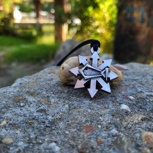 Chaos star with Dih3 Sumerian symbol necklace,Chaotic Star Pendant Sumerian religion,Chaosphere pendant,symbol of chaos,Sumerian Dingir