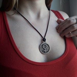 Venus female planet glyph Astrological symbol necklace keychain,astrology sign amulet,Zodiac Jewelry,Planetary Venus Glyph amulet necklace