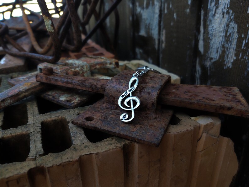 Rusty Clef Note Treble Clef With Music Note Necklace,key Signature Necklace,music Key ...