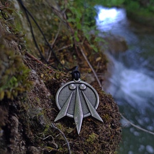Il ciondolo Awen Tre Raggi di Luce,simbolo celtico dei druidi talismano awen,collana simbolo celtico druido,segno druido gallese,Iolo Morgangw