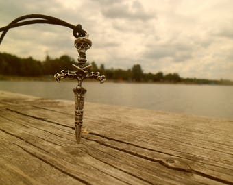 Pagan sword skull necklace keychain,Skull & Bones Dragon Pirate Sword,Sacrificial Pagan necklace keychain,medieval viking sword pendant