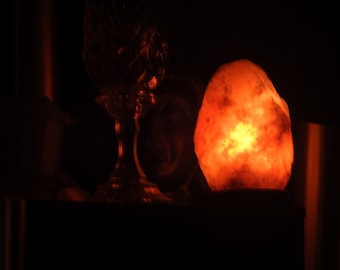 Himilayan Salt Lamps - 5 - 7 lbs (Standard Size)