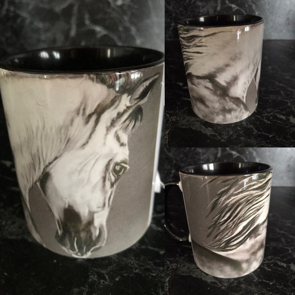 Mug 325 ml céramique avec mes dessins de chevaux.