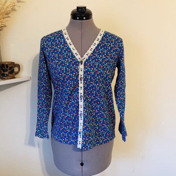 Vintage 60s Does 30s Blue Novelty Print Lace Trimm