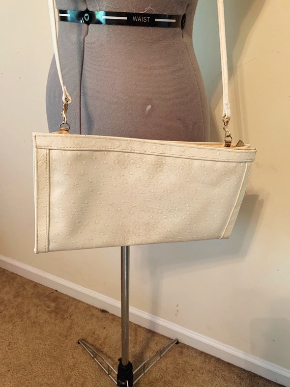 Vintage 80s Bueno Cream Ostrich Leather Handbag - image 9