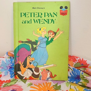 Vintage 70s Disney Wonderful World of Reading Peter Pan and Wendy Book