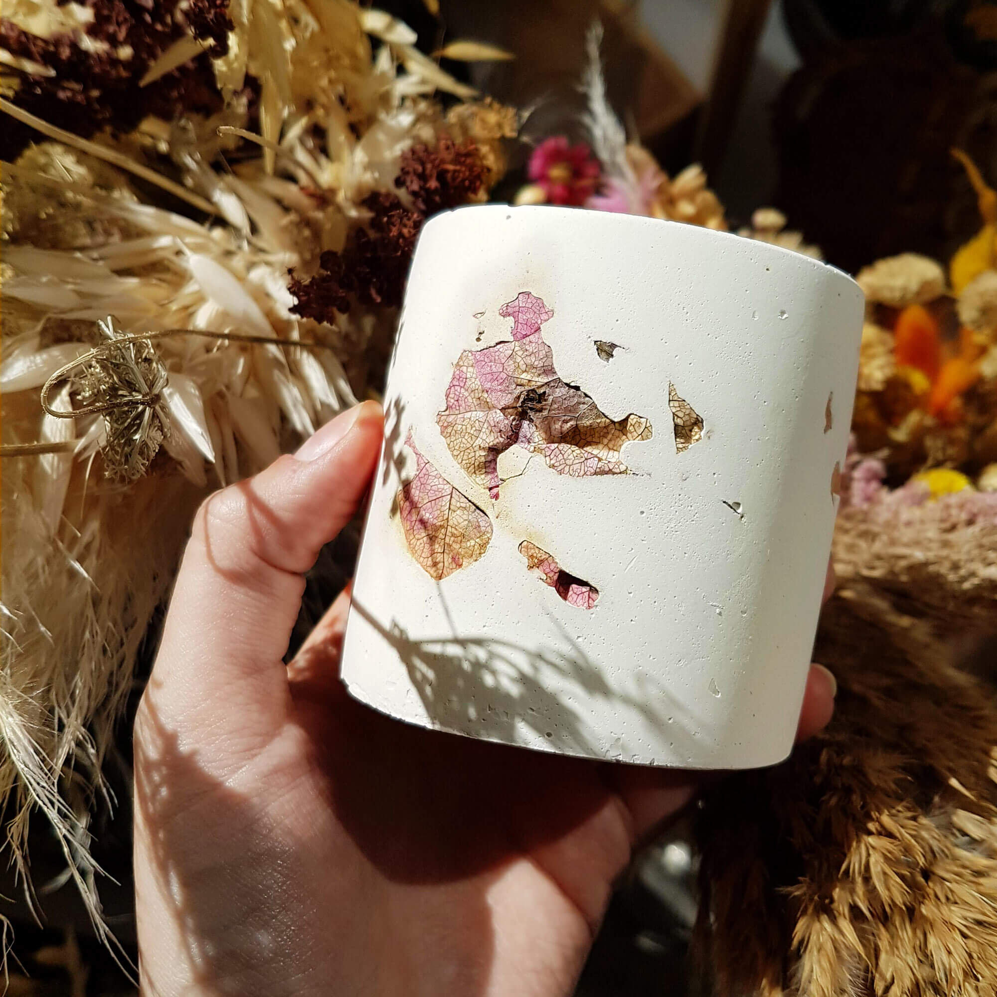 Bougie Parfumée Parfum de Grasse Sans Allergènes, Rose de Damas 200 Ml