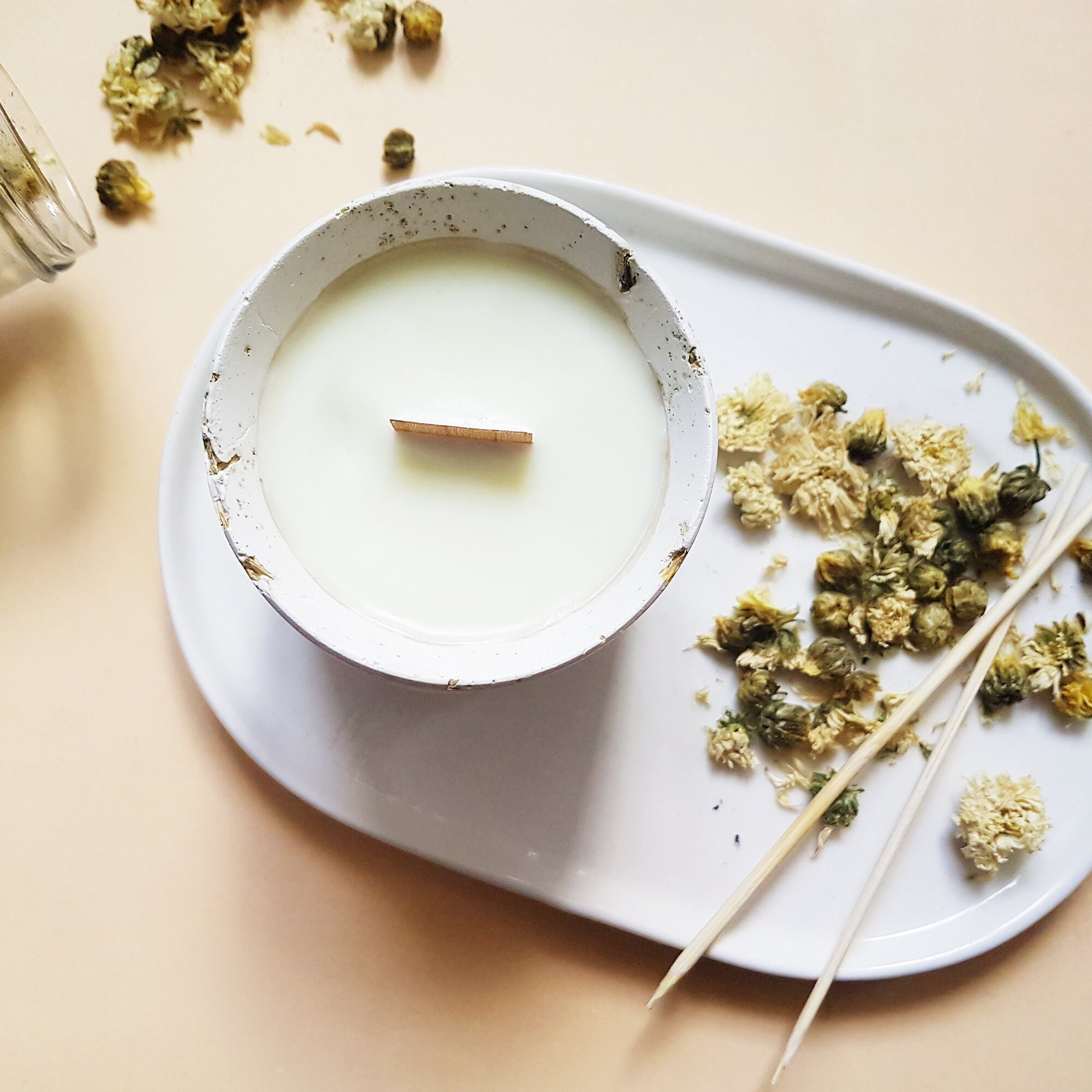 Bougie Fleurie Parfum de Grasse Sans Allergènes, Prairies Du Sud 200 Ml