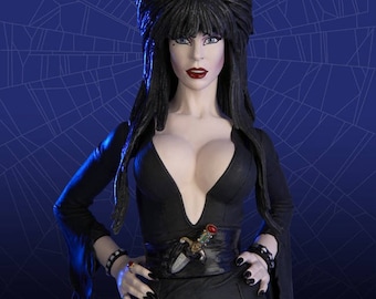 Elvira Mistress of the Dark Deluxe Action Figure