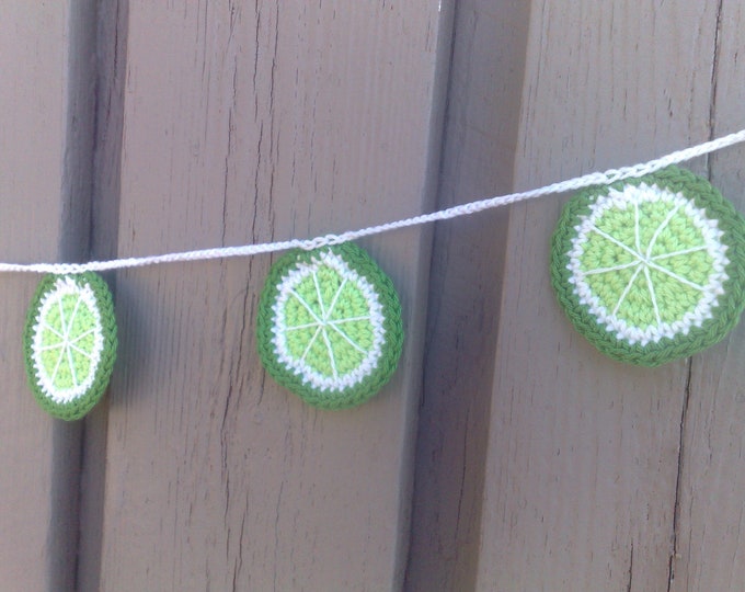 Crochet limes garland, lime bunting crochet, kitchen fruit décor, wall hangings, summer party decoration, nursery décor