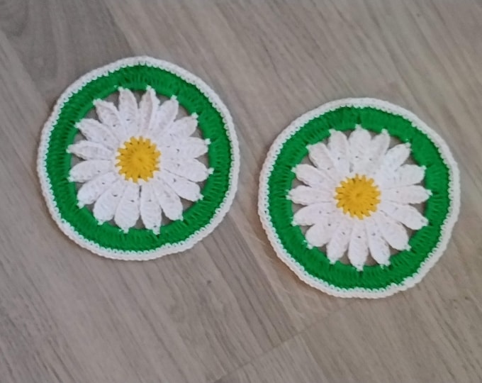 2 Mandala Crocheted Glass Coaster Daisies, Cottage Core Decor, Table Decoration, New Home Gift, Crochet Doilies,Handmade