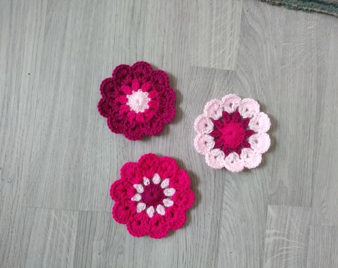 Flower Round Crochet Coasters, Christmas Gifts, Home Decor for Fall Winter, Soft Cute Coasters, Handmade Sustainable