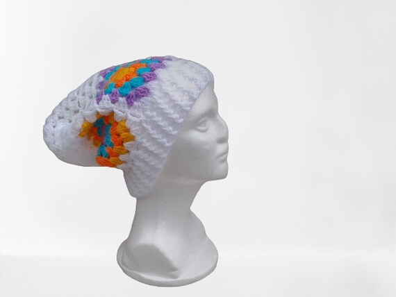 Lange Beanie, Slouch in white granny suare