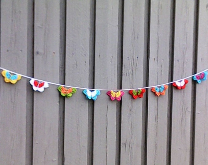 Beautiful crocheted butterfly garland, garland butterflies spring, spring décor, crochet butterflies décor, Easter decoration