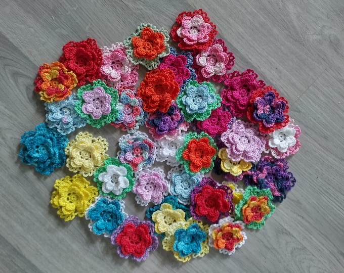 Large crochet flower - 3 D, approx. 5.5 cm tall, crochet flower in desired colors, flowers, crochet appliqué flowers in a colorful mix
