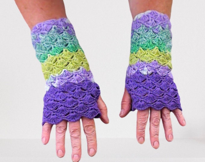 Shell pattern crochet fingerless gloves, women winter autumn accessories, crochet women gloves, gift for her, birthday