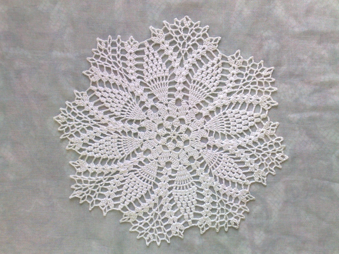 For your coffee table crochet cover in white cotton Etsy