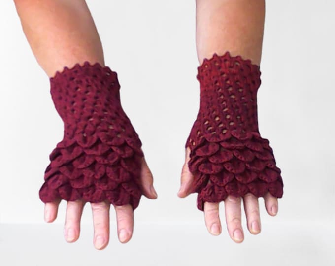 Fingerless Gloves Crochet Winter Gloves Wrist Warmer Lace Womens Gloves Scaled Fingerless Gloves Wrist Warmer