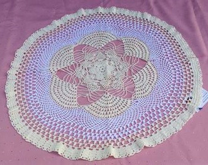 Sale crochet cover 26.8 inches - 68 cm very nice mat to make your table perfect