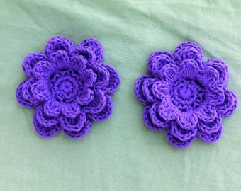Häkelblumen lila 3-Zoll-Verschönerung Baumwolle