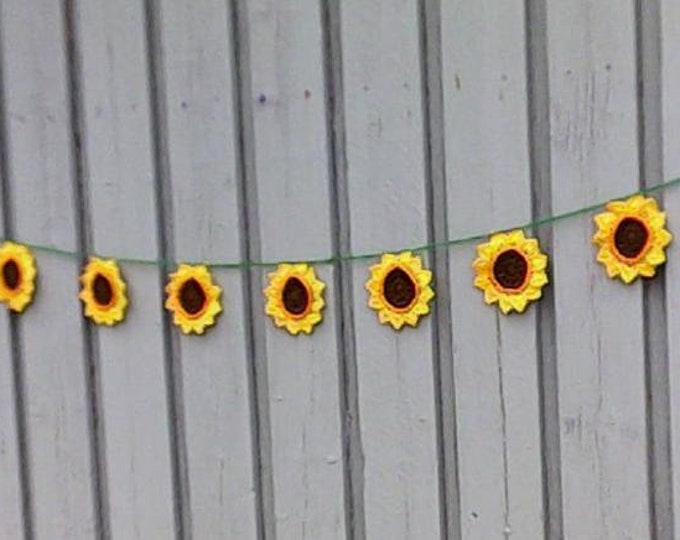 Crocheted Sunflower Garland with 7pcs Large Sunflowers 4"