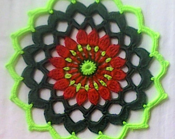 Mandala Covers in red, dark green and light green