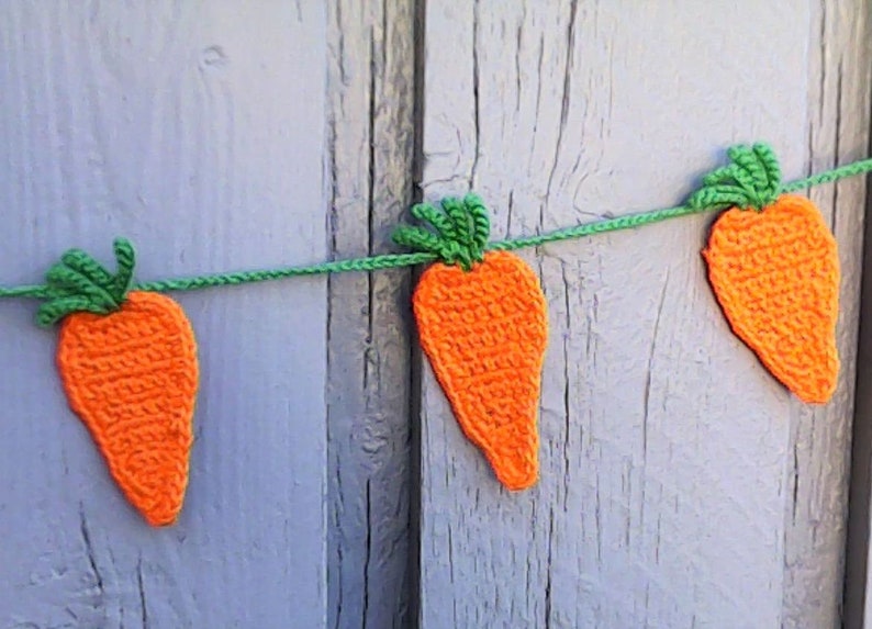 Easter carrots garland wreath, Easter decoration, crochet, carrots, children's décor, orange carrot home décor, Easter decorations image 2