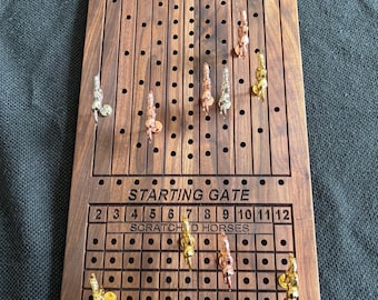 A través del tablero / Juego de carreras de caballos