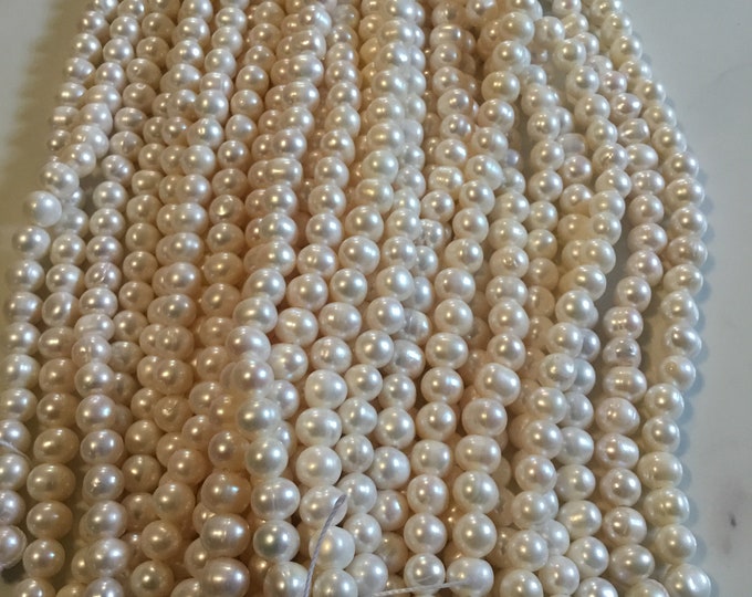 10-11 mm Cultured Freshwater Pearl Strands, Near Round Pearls, Natural Pearls