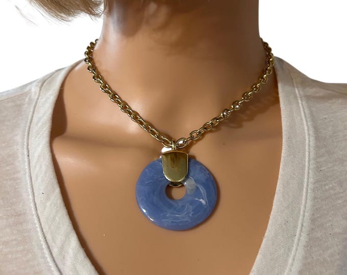 Vintage Gold Tone Statement Necklace with Faux Disc Stone