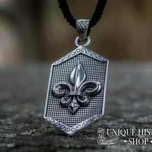Fleur-de-lis Pendant - Medieval Heraldic Jewelry with Lily Flower Charm Silver French Royal Lily Necklace