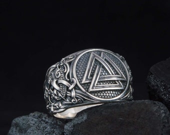 Viking Valknut Men's Ring - Handcrafted Sterling Silver Scandinavian Jewelry with Intricate Old Norse Mammen Ornament and Odin's Symbol