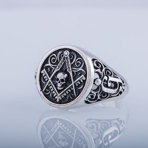 Mason Skull Ring - Silver Freemason Jewelry with Square and Compass Emblem Design Handcrafted Masonic Signet Ring for Brotherhood Members