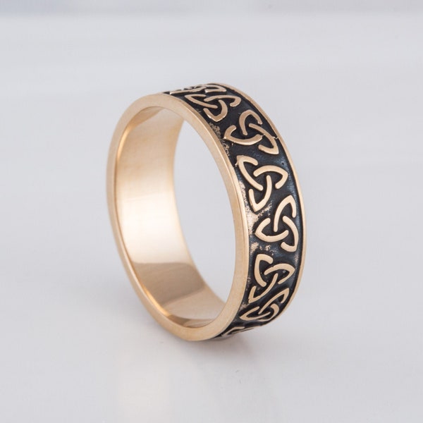 Celtic Triquetra Ring - Handcrafted Bronze Trinity Knot Jewelry Unique Viking Wedding Band featuring Norse Knot Symbol with Powerful Meaning