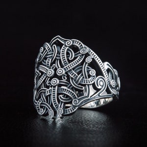 Bague Viking en argent - Bijoux scandinaves avec motif de style Jelling Bijoux fait main avec noeud viking inspirés de la mythologie scandinave