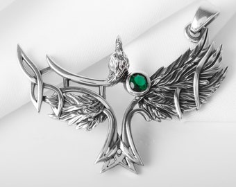 Colar Corvo Prateado - Pingente de Pássaro Voador Inspirado na Mitologia Escandinava. Joias Nórdicas Artesanais para Verdadeiros Vikings.