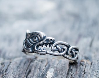 Fenrir Wolf Ring - Old Norse Jewelry Inspired by Norse Mythology Handcrafted Silver Ancient Viking Ring with Wolf Symbol