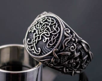Anel Yggdrasil em Prata - Joia Viking da Árvore da Vida com Estilo Mammen nas Laterais - Sinete Escandinavo Artesanal da Árvore da Vida