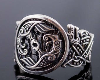 Silver Odin Ravens Ring, Wolf Ornament Ring, Hugin and Munin Ring, 925 Silver Norse Jewelry, Unique Viking Ring, Odin Ring, Ravens Jewelry