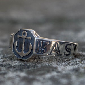 Silber Anker Ring - Maritimer Schmuck für Männer mit Hold Fast Motto