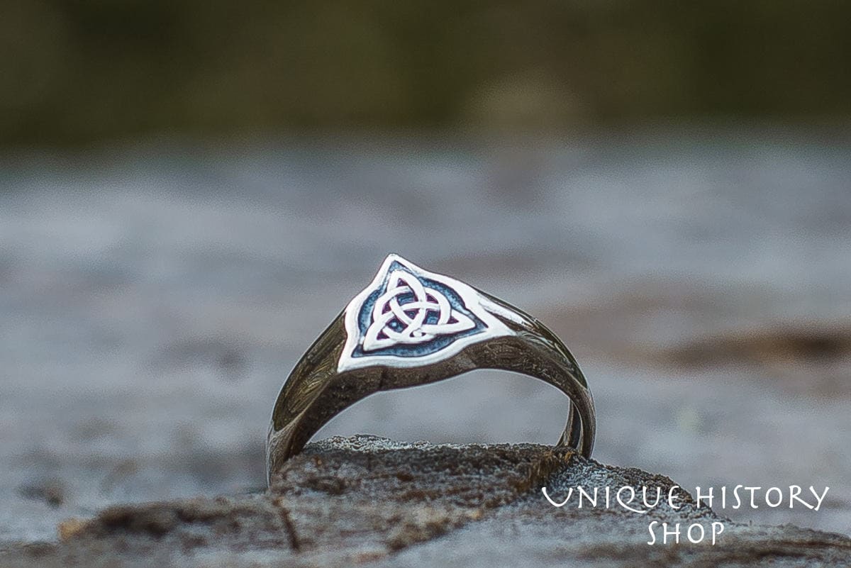 Buy Celtic Trinity Knot Earrings, Handmade Sterling Silver or Bronze  Jewelry for Women, Unique Gift for Wife, Triquetra Online in India 