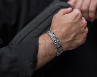 Unique Vegvisir silver bracelet, custom scandinavian jewelry, rune warrior bracelet, men viking jewelry, boyfriend gift,