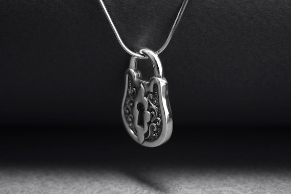 ◆VINTAGE HOLLYWOOD◆ Porte Love Lock Necklace VH2379NE001B Porte Love Lock Necklace Love 锁项链83.00 超值好货| 北美省钱快报