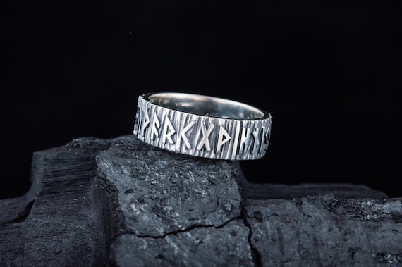 Personalized Viking runes ring, engraved men statement ring, unique Scandinavian jewelry, Elder Futhark ring, stylish Viking wedding ring
