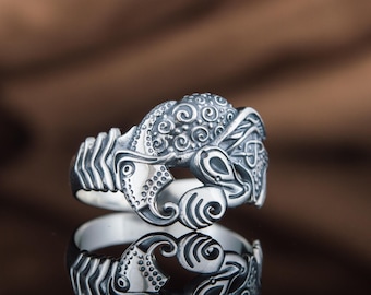 Odin Ravens Norse Ring, Viking Jewelry, Hugin and Munin Ring, Silver Norse Jewelry, Unique Norse Ring, Sandinavian Pattern Signet Ring Gift