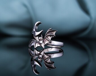 Witchy sterling silver bat ring, Halloween gothic jewelry, bat lover gift, sister gift idea, spooky season jewelry, unique personalized ring